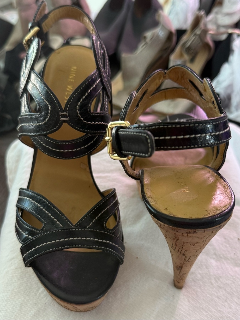 8.5 M Vintage Y2K Nine West Black Leather Strappy Caged 5” Cork Heel Sandals